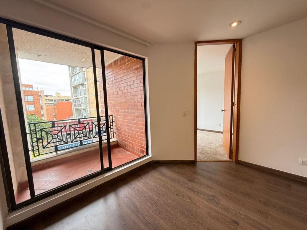 Apartamento de 1 alcoba en venta en Bella Suiza, Bogotá, 55 m² · foto 9 de 20