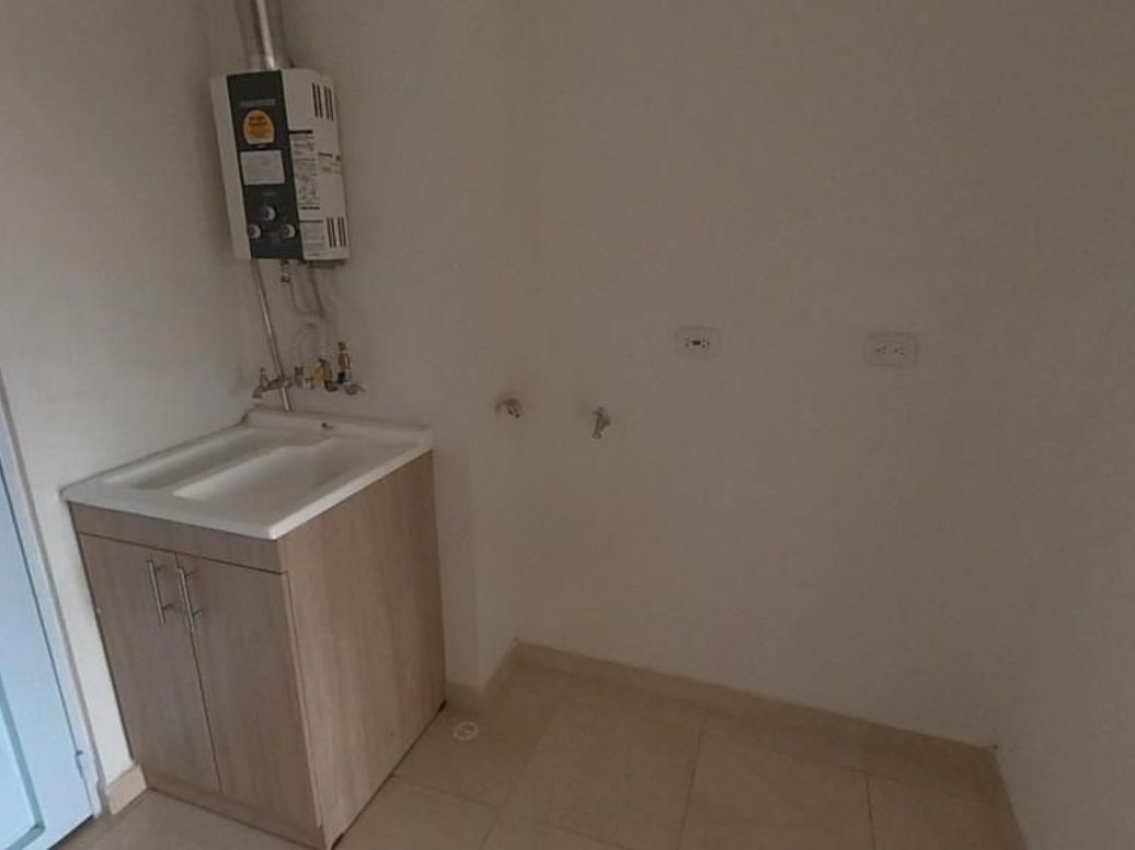 Apartamento de 2 alcobas en venta en Salitre Et. Ii, Bogotá, 36 m² · foto 5 de 11