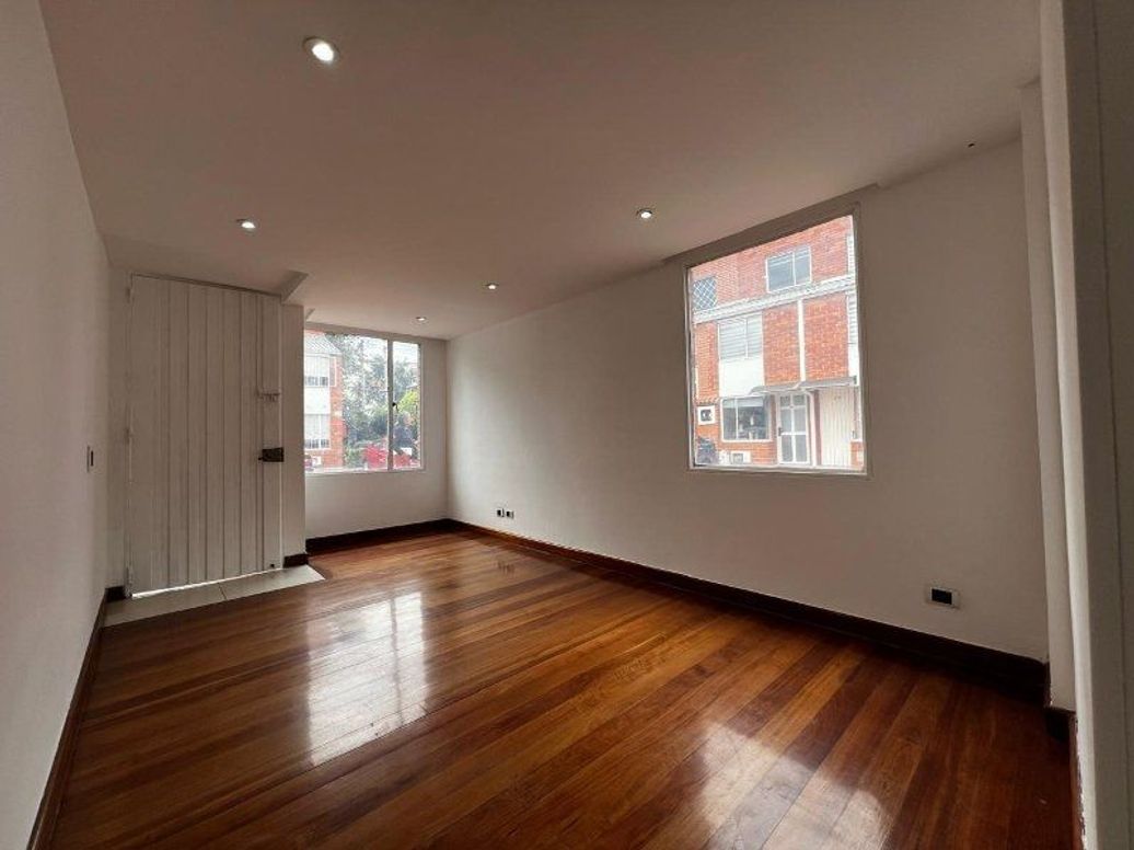 Casa de 3 alcobas en venta en Bolivia, Bogotá, 68 m² · foto 4 de 20
