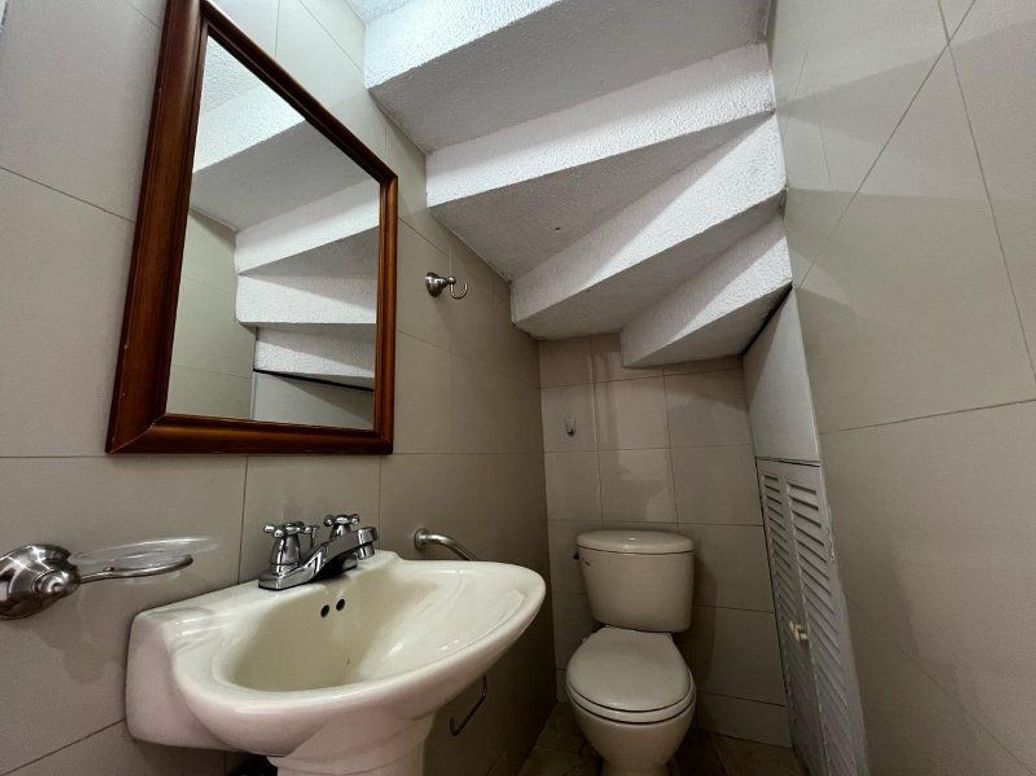 Casa de 3 alcobas en venta en Bolivia, Bogotá, 68 m² · foto 16 de 20
