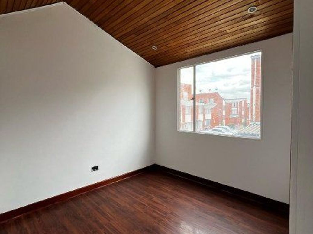 Casa de 3 alcobas en venta en Bolivia, Bogotá, 68 m² · foto 17 de 20