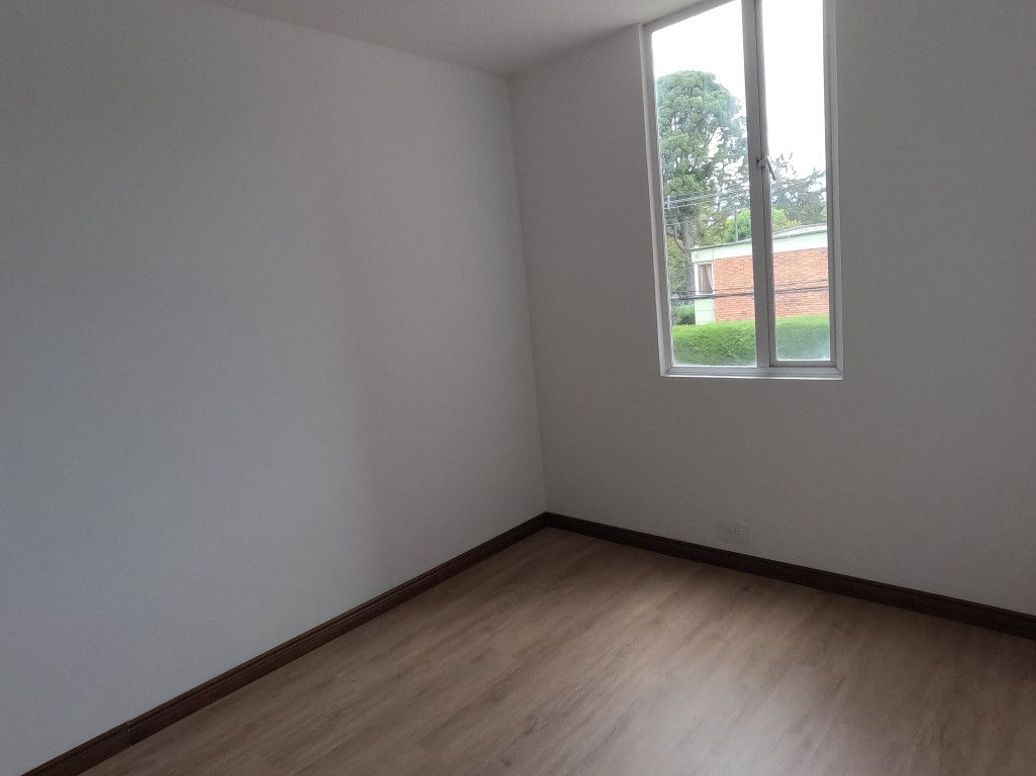 Apartamento de 2 alcobas en arriendo en Niza, Bogotá, 87 m² · foto 9 de 20