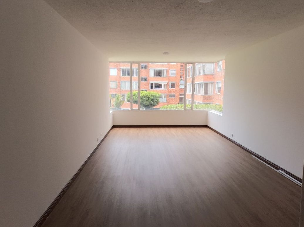 Apartamento de 2 alcobas en arriendo en Niza, Bogotá, 87 m² · foto 4 de 20