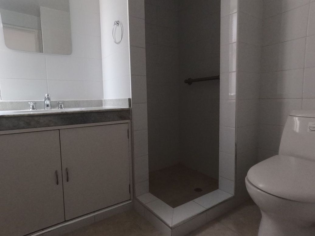Apartamento de 2 alcobas en arriendo en Niza, Bogotá, 87 m² · foto 16 de 20