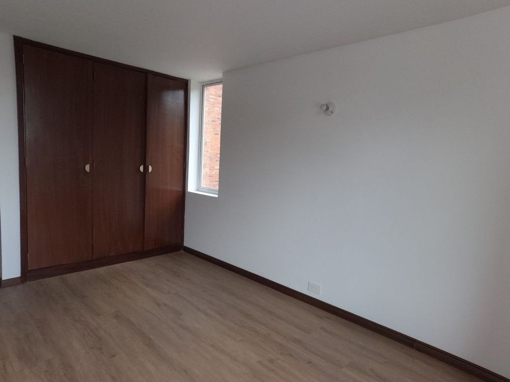 Apartamento de 2 alcobas en arriendo en Niza, Bogotá, 87 m² · foto 14 de 20