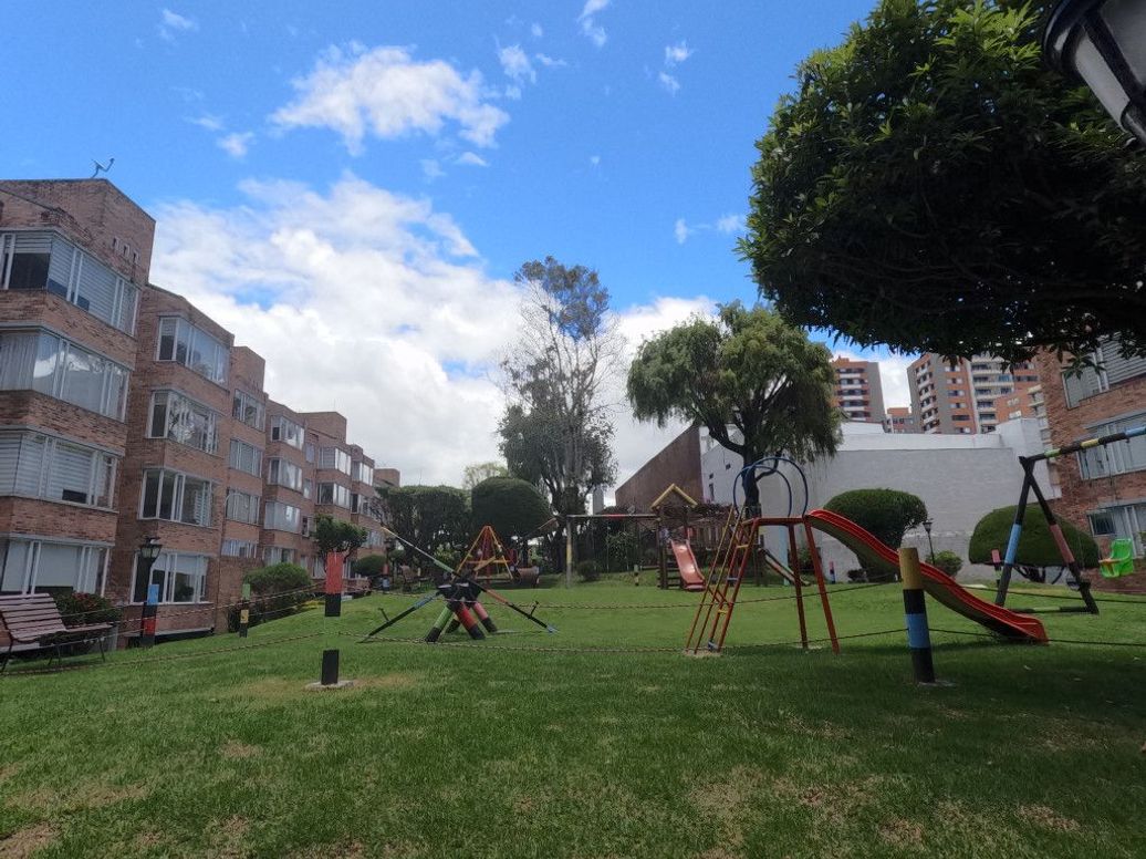 Apartamento de 2 alcobas en arriendo en Niza, Bogotá, 87 m² · foto 3 de 20