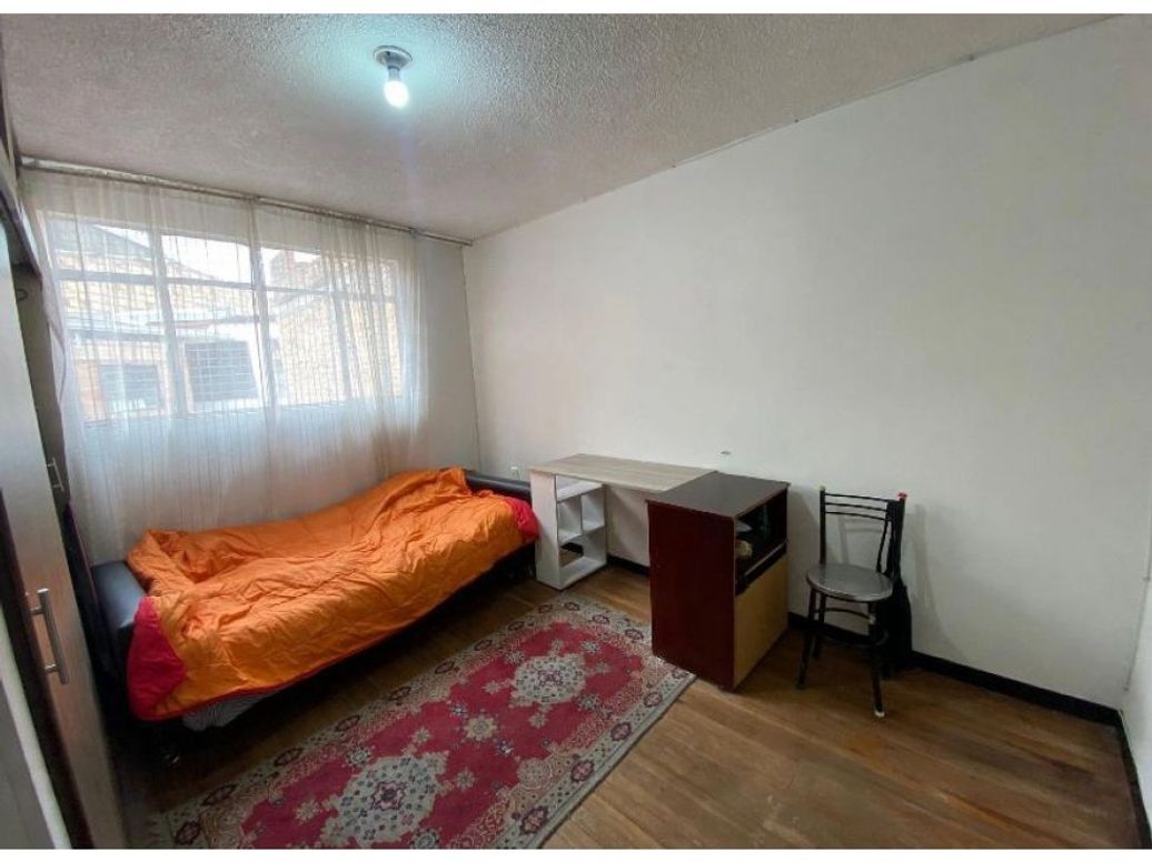 Casa de 6 alcobas en venta en Restrepo, Bogotá, 182 m² · foto 4 de 11