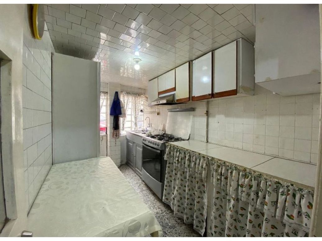 Casa de 6 alcobas en venta en Restrepo, Bogotá, 182 m² · foto 6 de 11