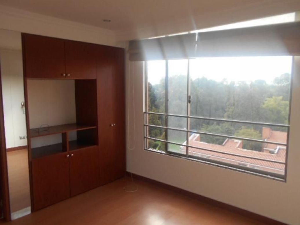 Apartamento de 2 alcobas en venta en Parque Popular Salitre, Bogotá, 71 m² · foto 10 de 20