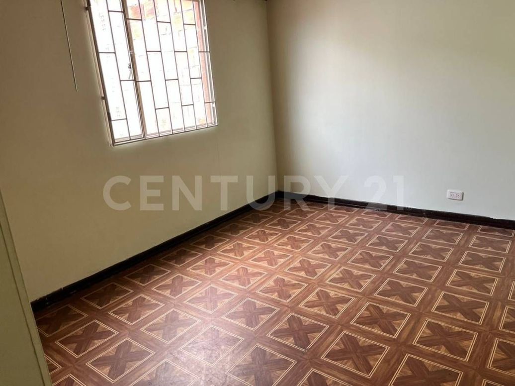 Casa de 4 alcobas en venta en Villas De Granada, Bogotá, 127 m² · foto 19 de 20
