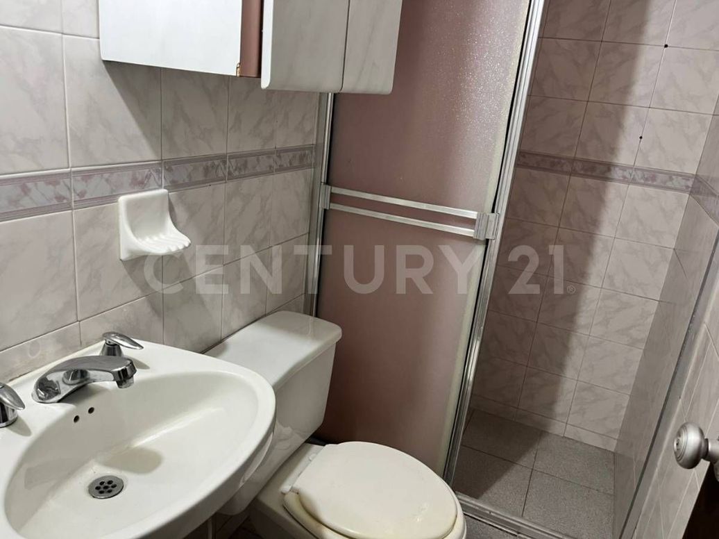 Casa de 4 alcobas en venta en Villas De Granada, Bogotá, 127 m² · foto 11 de 20