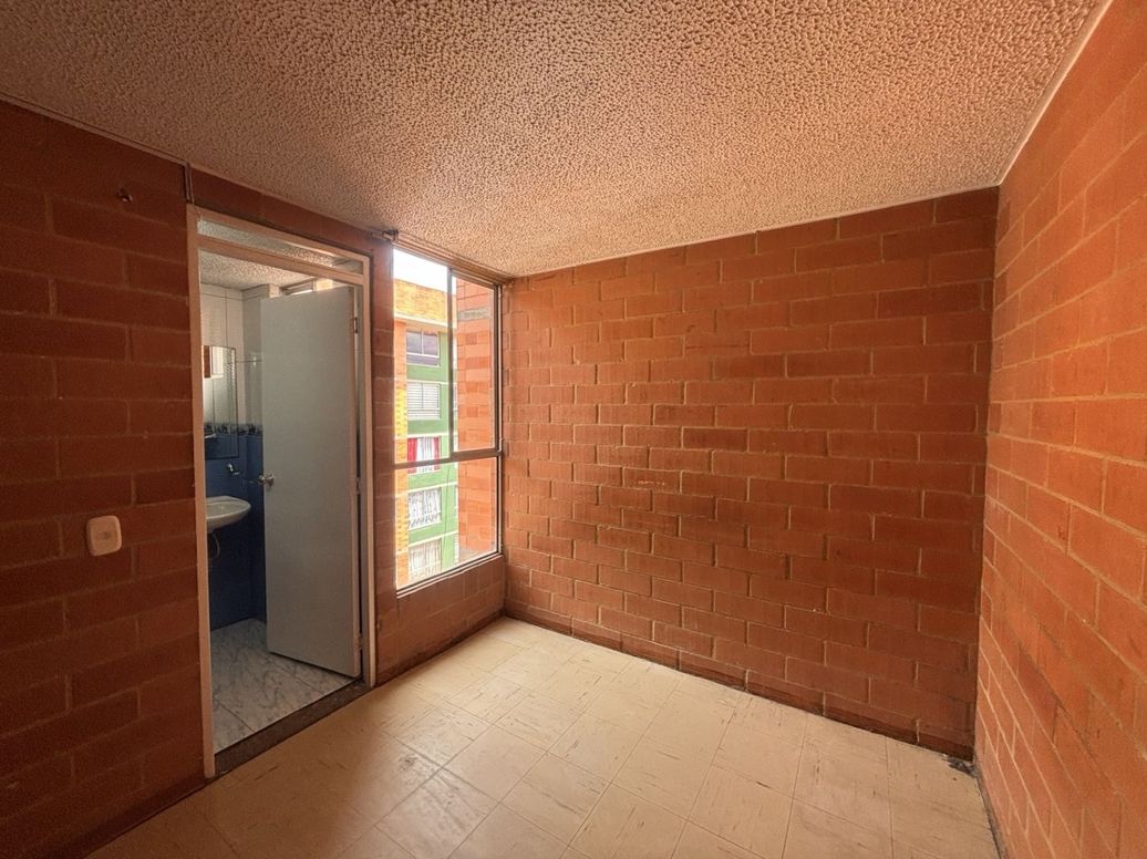 Apartamento de 3 alcobas en venta en Brasil, Bogotá, 43 m² · foto 10 de 17