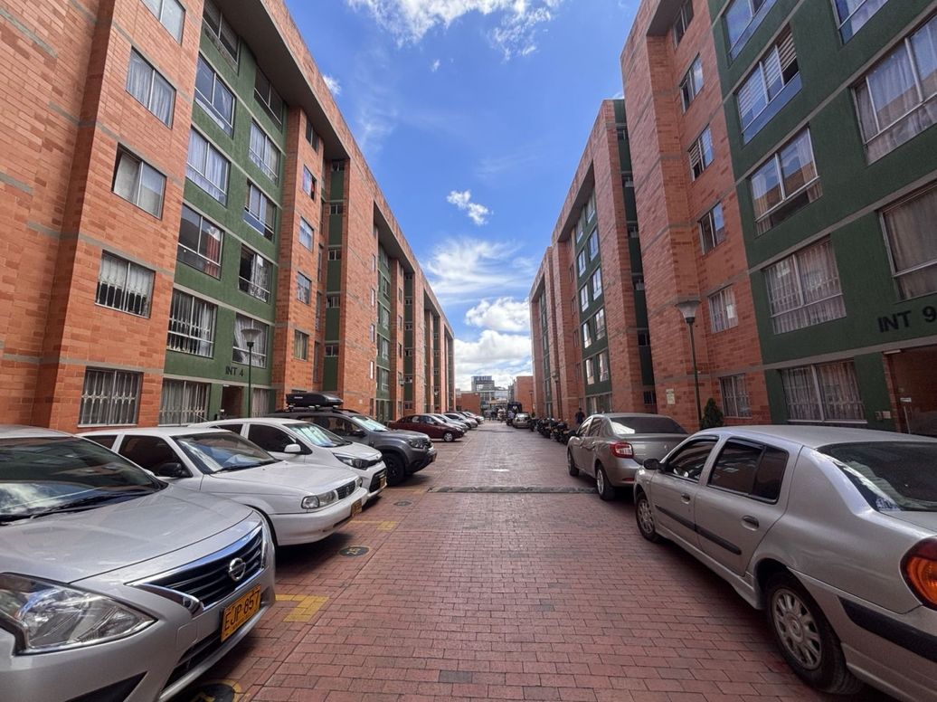 Apartamento de 3 alcobas en venta en Brasil, Bogotá, 43 m² · foto 16 de 17