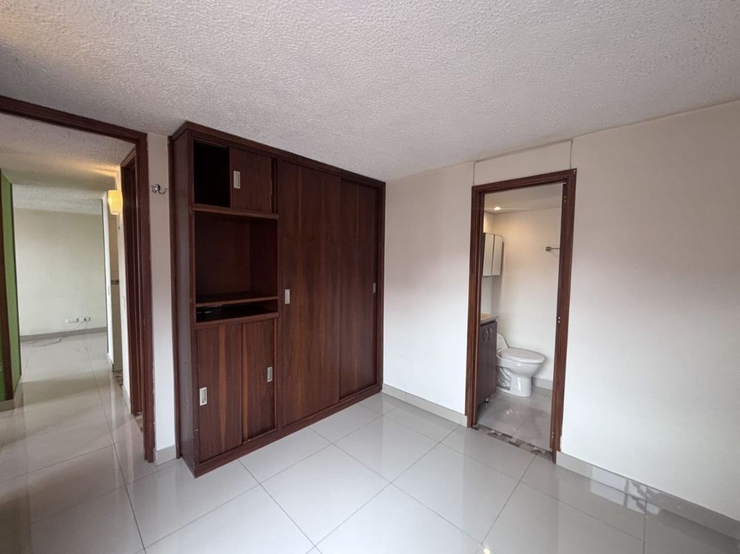 Apartamento de 2 alcobas en venta en San Andrés, Bogotá, 50 m² · foto 9 de 15