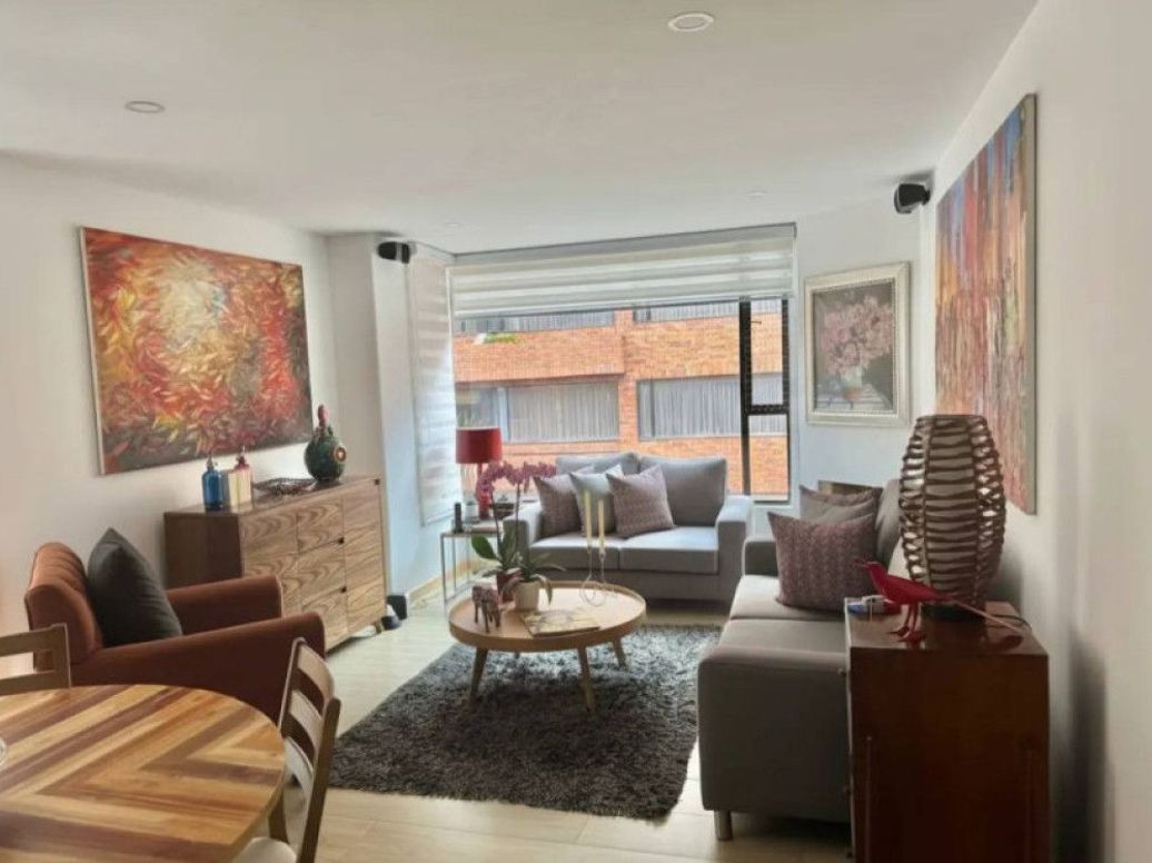 Apartamento de 2 alcobas en venta en La Carolina, Bogotá, 96 m² · foto 2 de 20