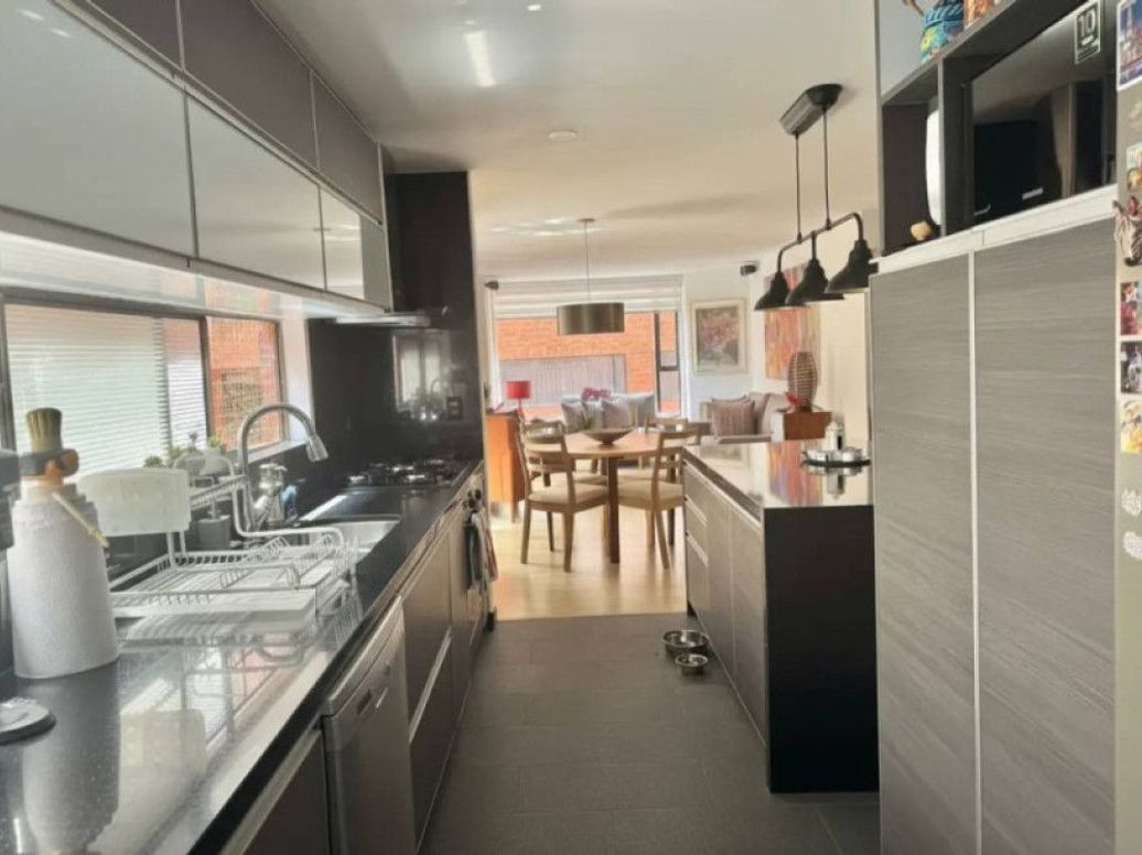 Apartamento de 2 alcobas en venta en La Carolina, Bogotá, 96 m² · foto 6 de 20