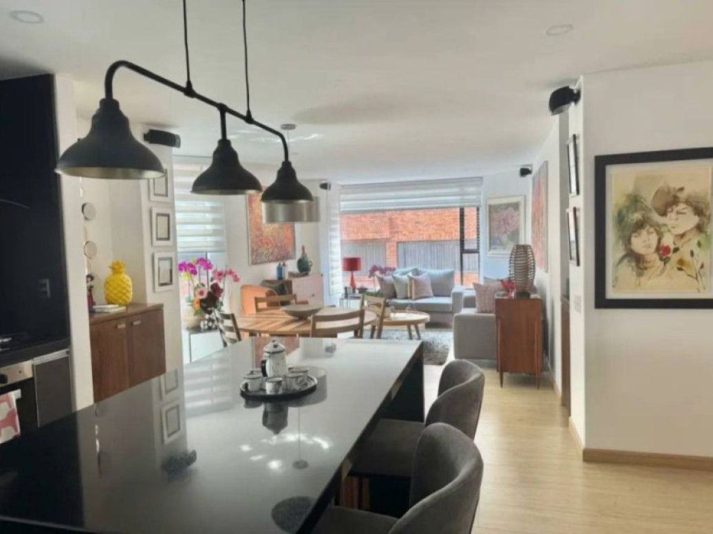 Apartamento de 2 alcobas en venta en La Carolina, Bogotá, 96 m² · foto 3 de 20