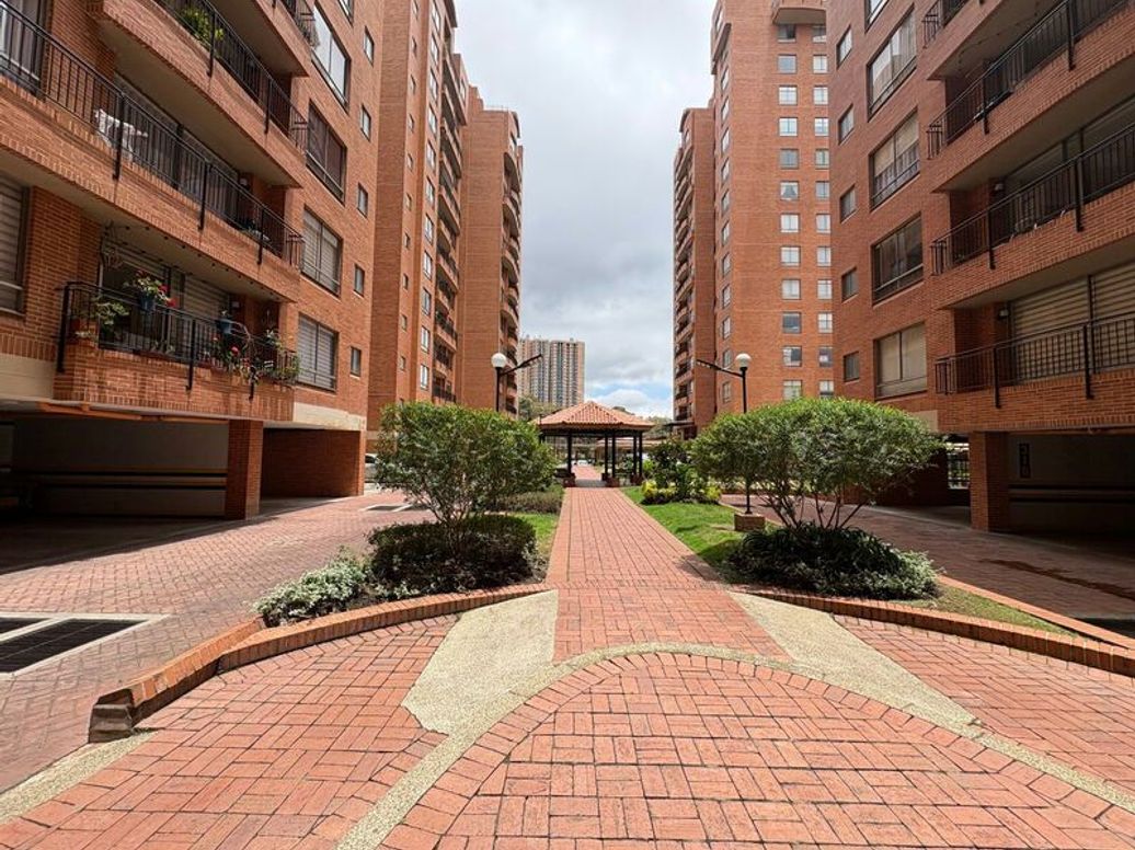 Apartamento de 3 alcobas en venta en Mónaco, Bogotá, 126 m² · foto 15 de 20