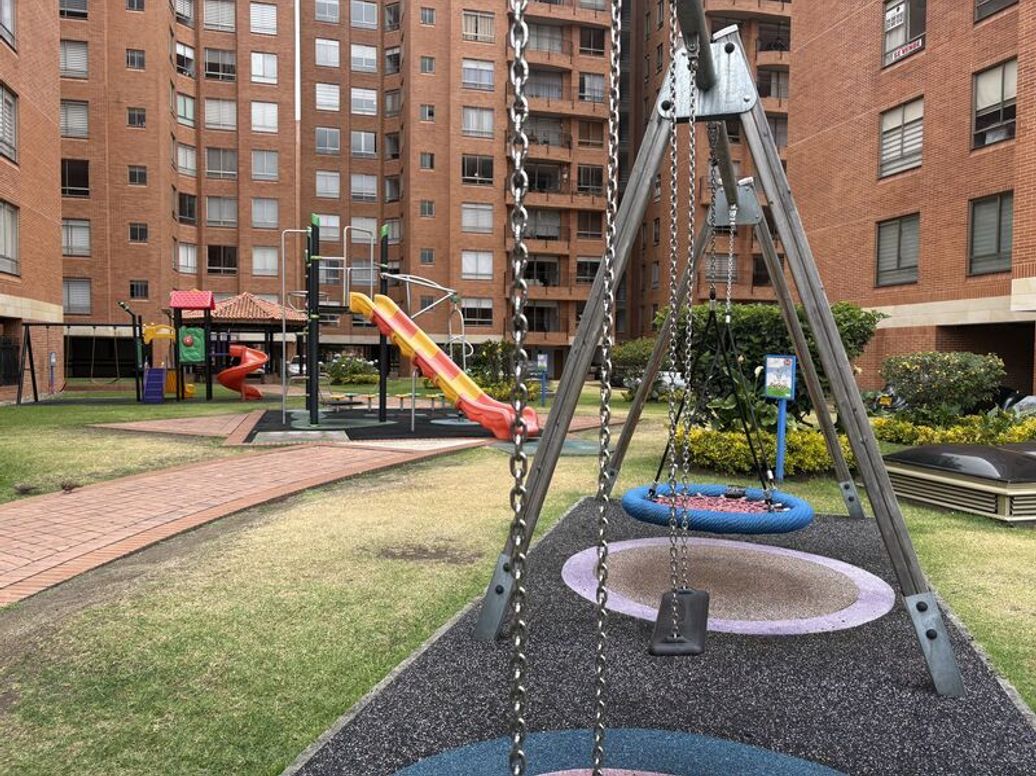 Apartamento de 3 alcobas en venta en Mónaco, Bogotá, 126 m² · foto 17 de 20