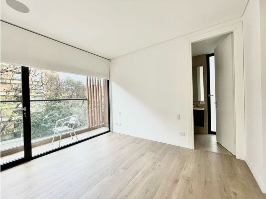 Apartamento de 2 alcobas en venta en Chicó Norte, Bogotá, 105 m² · foto 10 de 20