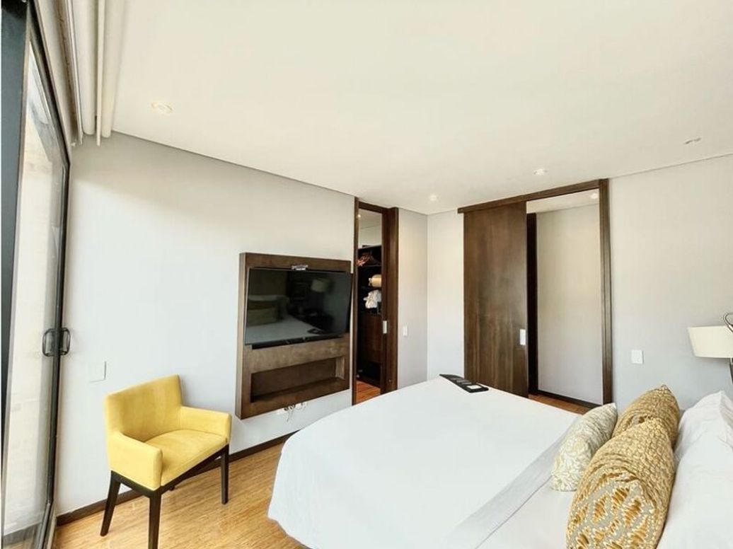 Apartamento de 2 alcobas en venta en Chicó Norte, Bogotá, 82 m² · foto 13 de 20