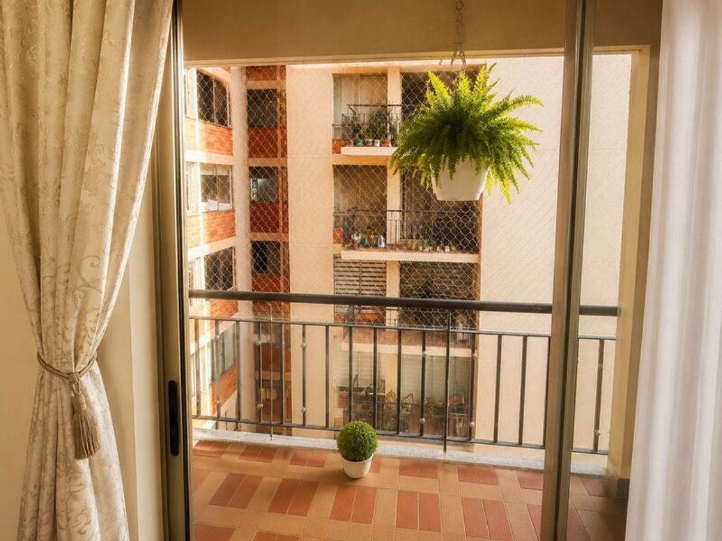 Apartamento de 3 alcobas en venta en Cr Pinar De La Fontana, Bogotá, 85 m² · foto 4 de 16