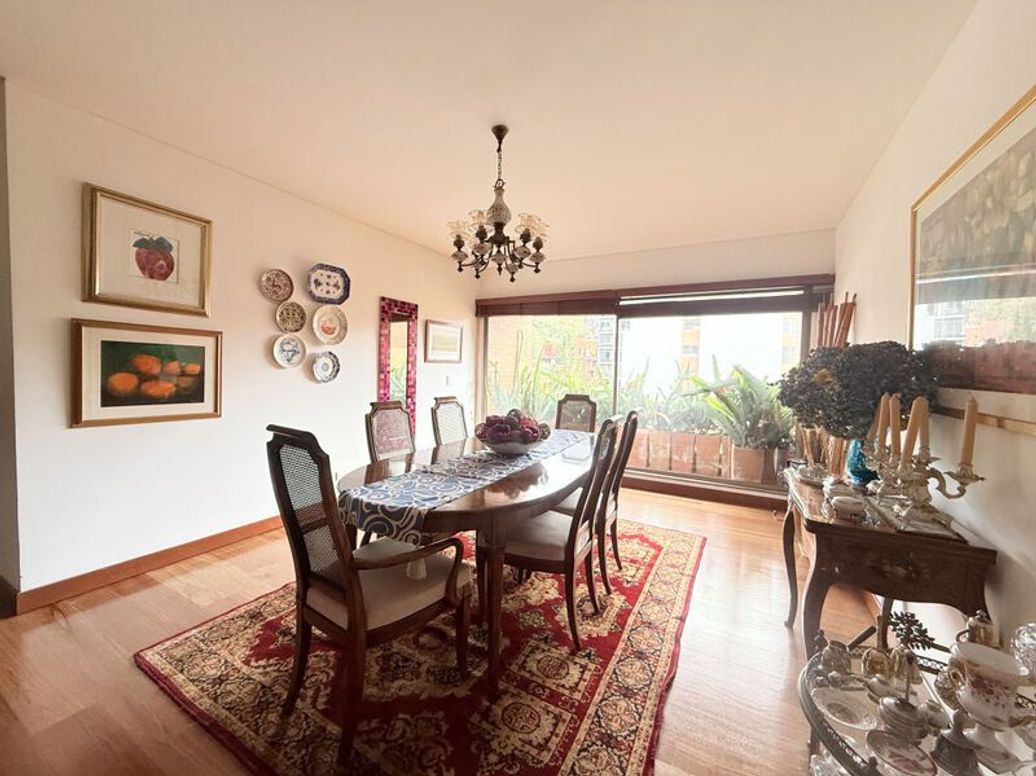 Apartamento de 3 alcobas en arriendo en Chico Norte Et. Ii, Bogotá, 270 m² · foto 6 de 20