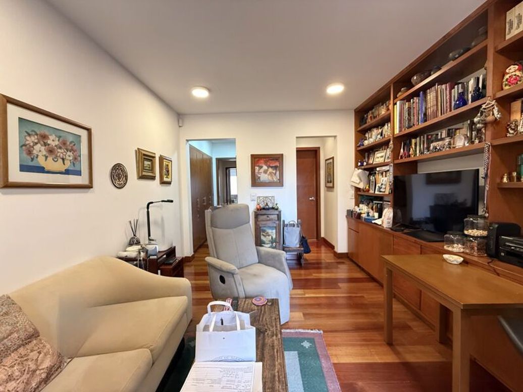 Apartamento de 3 alcobas en arriendo en Chico Norte Et. Ii, Bogotá, 270 m² · foto 10 de 20
