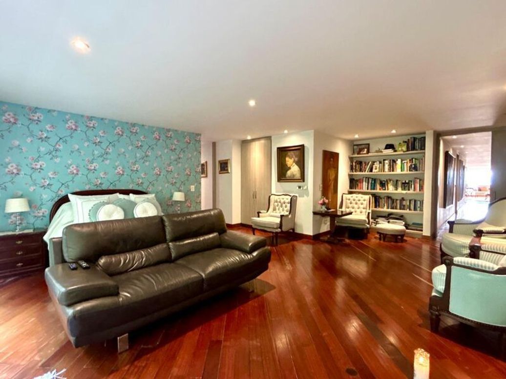 Apartamento de 3 alcobas en venta en El Seminario, Bogotá, 400 m² · foto 20 de 20