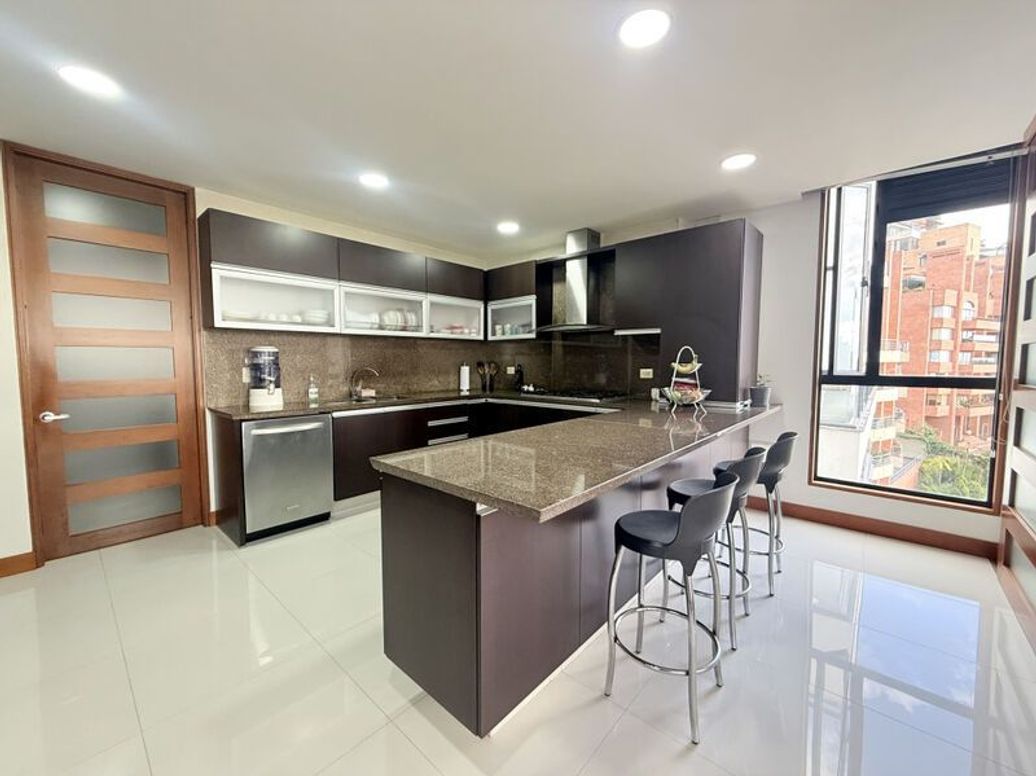 Apartamento de 3 alcobas en venta en A.S.D., Bogotá, 270 m² · foto 8 de 20
