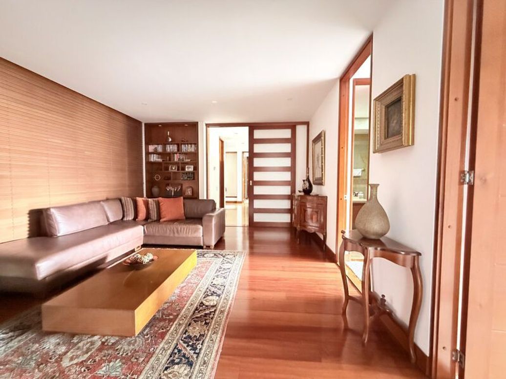 Apartamento de 3 alcobas en venta en A.S.D., Bogotá, 270 m² · foto 11 de 20