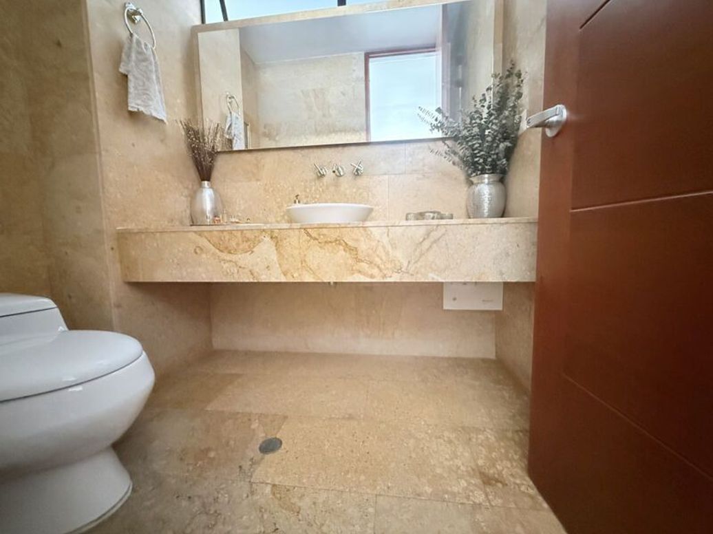 Apartamento de 3 alcobas en venta en A.S.D., Bogotá, 270 m² · foto 15 de 20