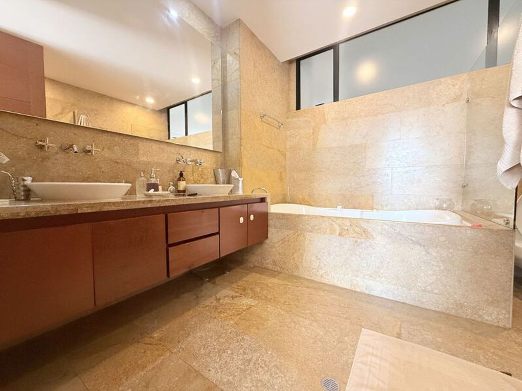 Apartamento de 3 alcobas en venta en A.S.D., Bogotá, 270 m² · foto 17 de 20