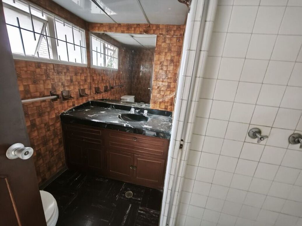 Casa de 5 alcobas en venta en Cedro Bolívar, Bogotá, 340 m² · foto 18 de 20