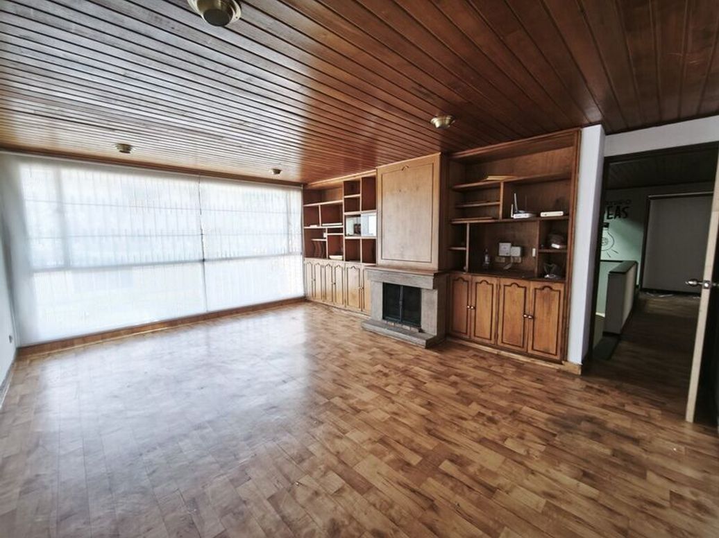 Casa de 5 alcobas en venta en Cedro Bolívar, Bogotá, 340 m² · foto 13 de 20