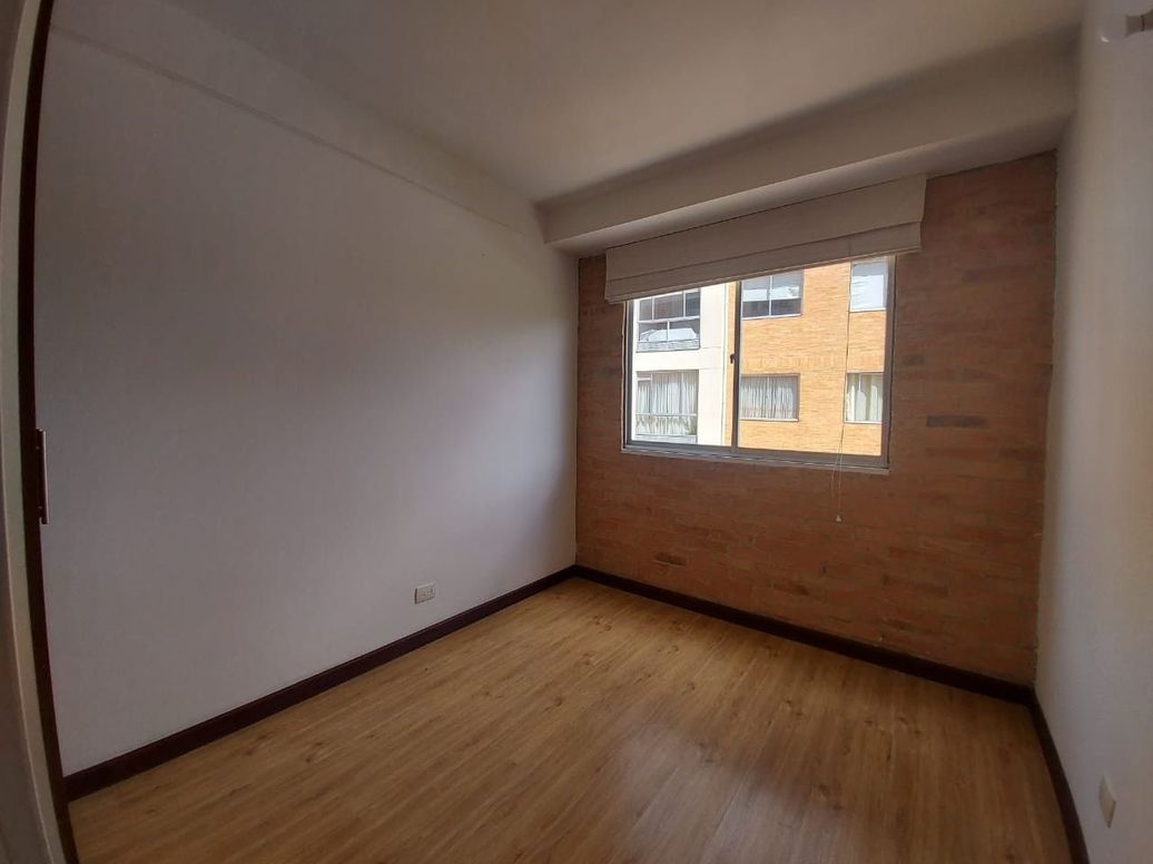 Apartamento de 3 alcobas en venta en Salitre Et. Ii, Bogotá, 54 m² · foto 3 de 14