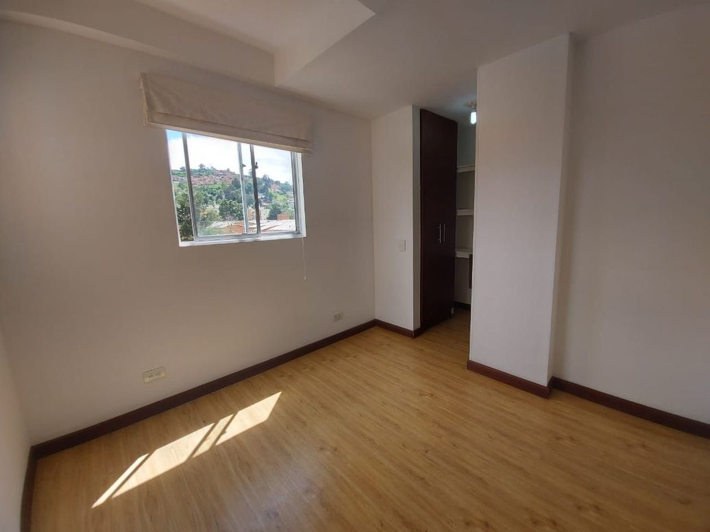 Apartamento de 3 alcobas en venta en Salitre Et. Ii, Bogotá, 54 m² · foto 4 de 14
