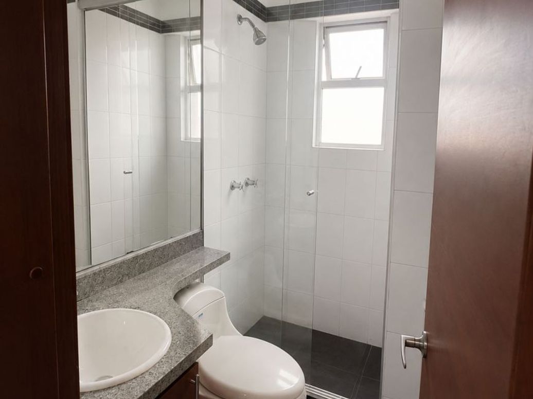 Apartamento de 3 alcobas en venta en Acacias Usaquen, Bogotá, 90 m² · foto 6 de 15