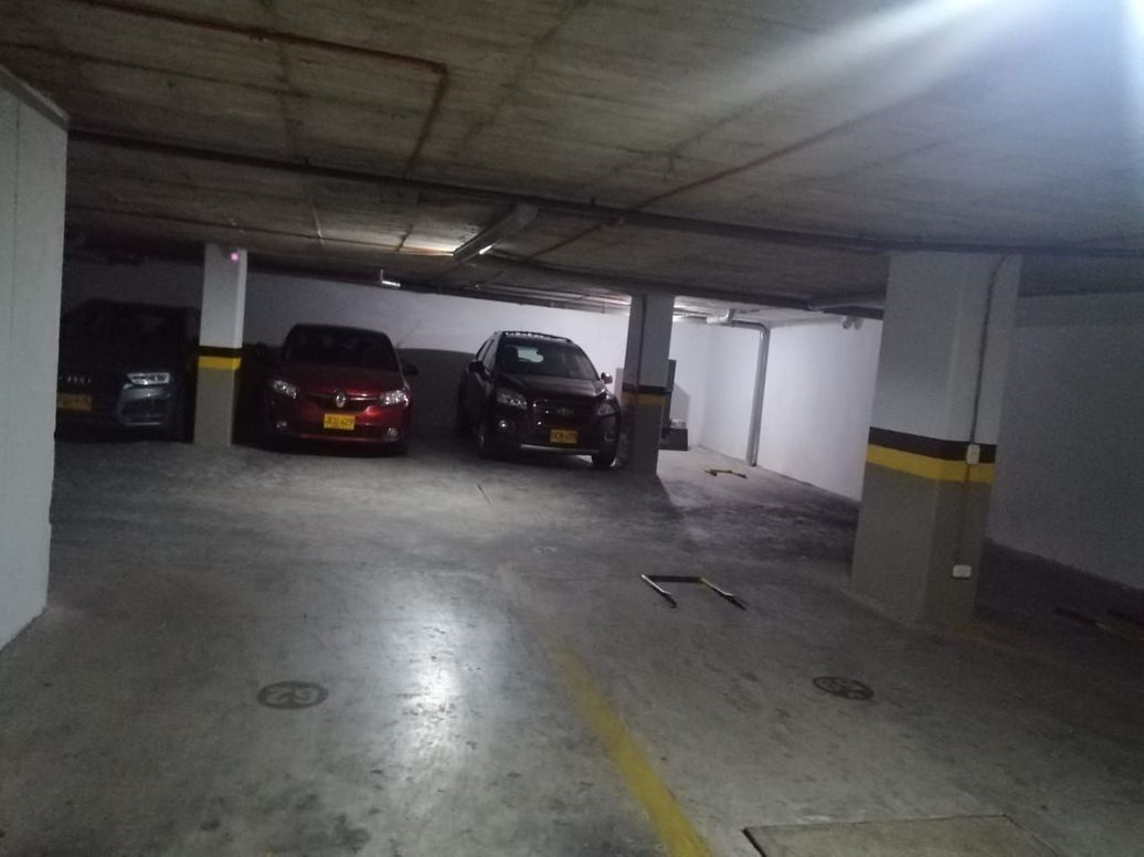 Apartamento de 3 alcobas en venta en Acacias Usaquen, Bogotá, 90 m² · foto 9 de 15