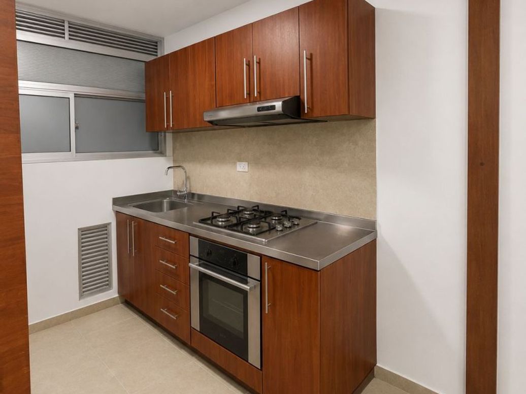 Apartamento de 3 alcobas en venta en Acacias Usaquen, Bogotá, 90 m² · foto 5 de 15