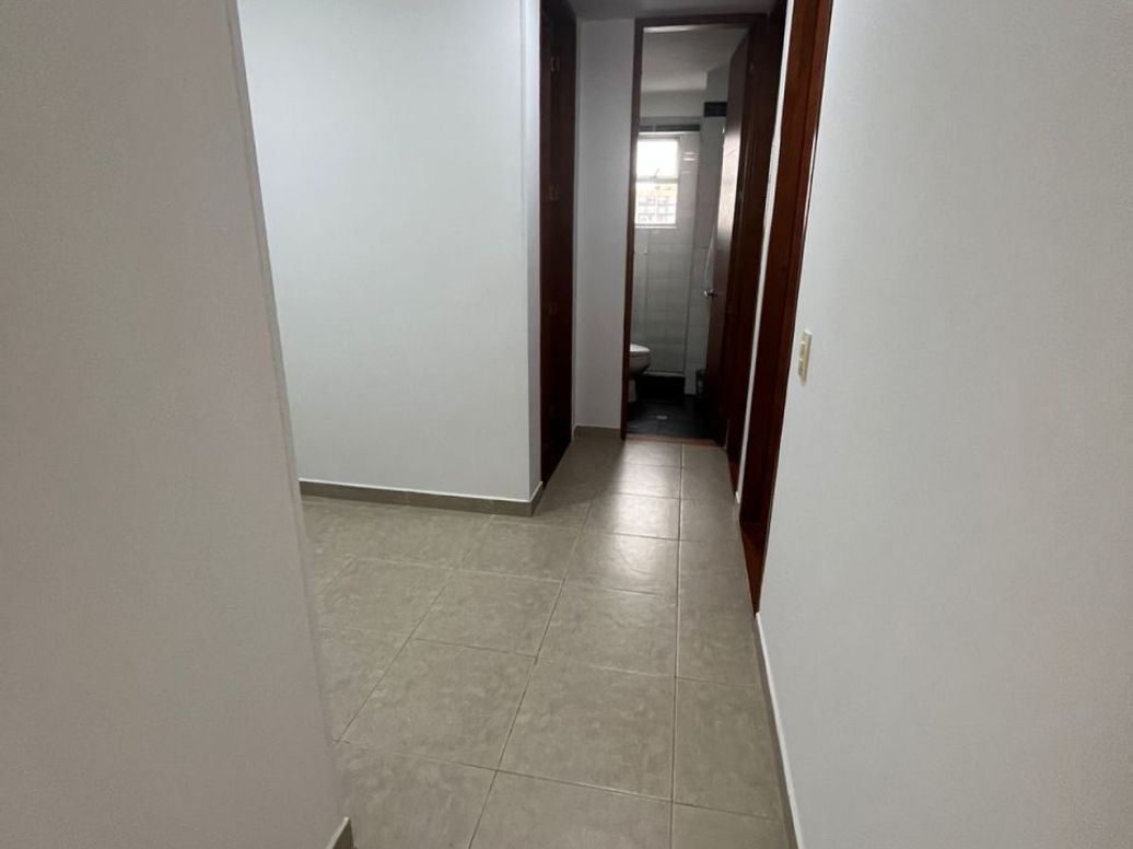 Apartamento de 3 alcobas en venta en Acacias Usaquen, Bogotá, 90 m² · foto 14 de 15