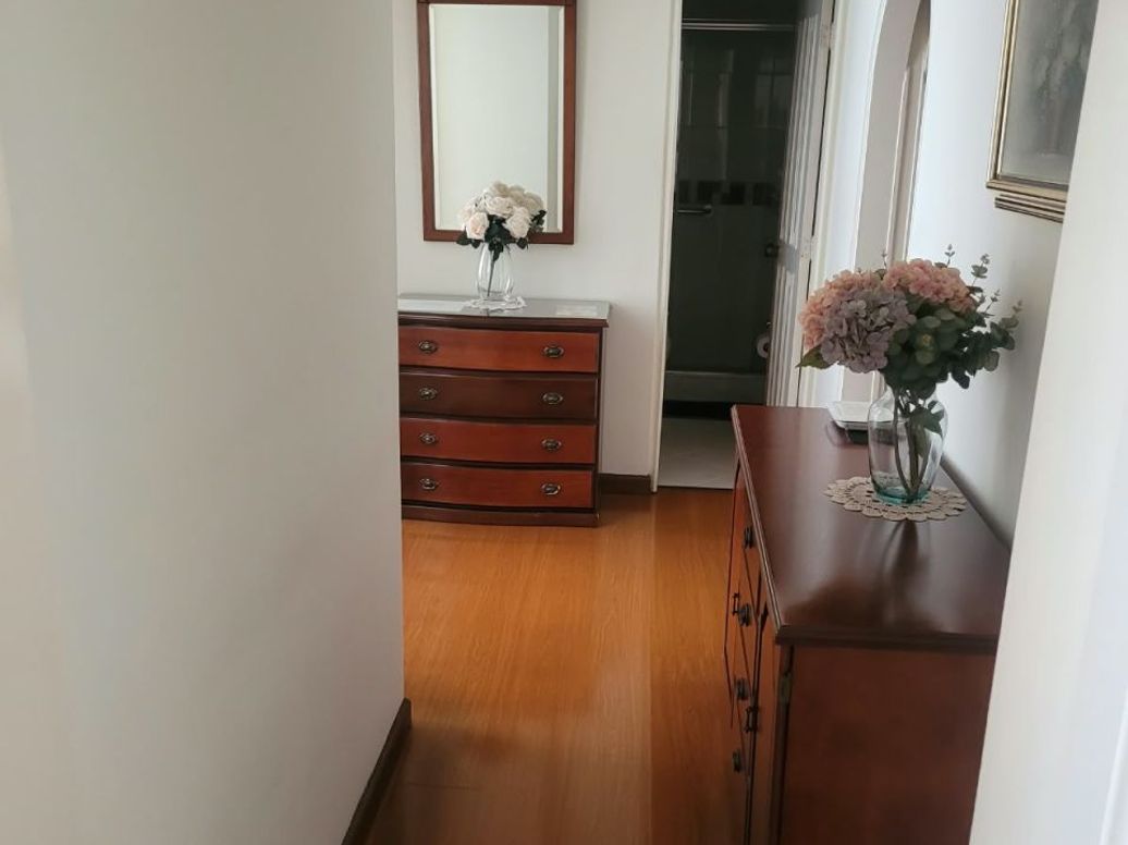Apartamento de 3 alcobas en venta en Santa Barbara Alta, Bogotá, 112 m² · foto 12 de 14
