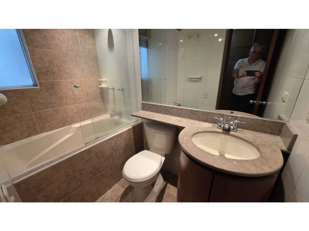 Apartamento de 3 alcobas en venta en Lisboa, Bogotá, 121 m² · foto 8 de 15