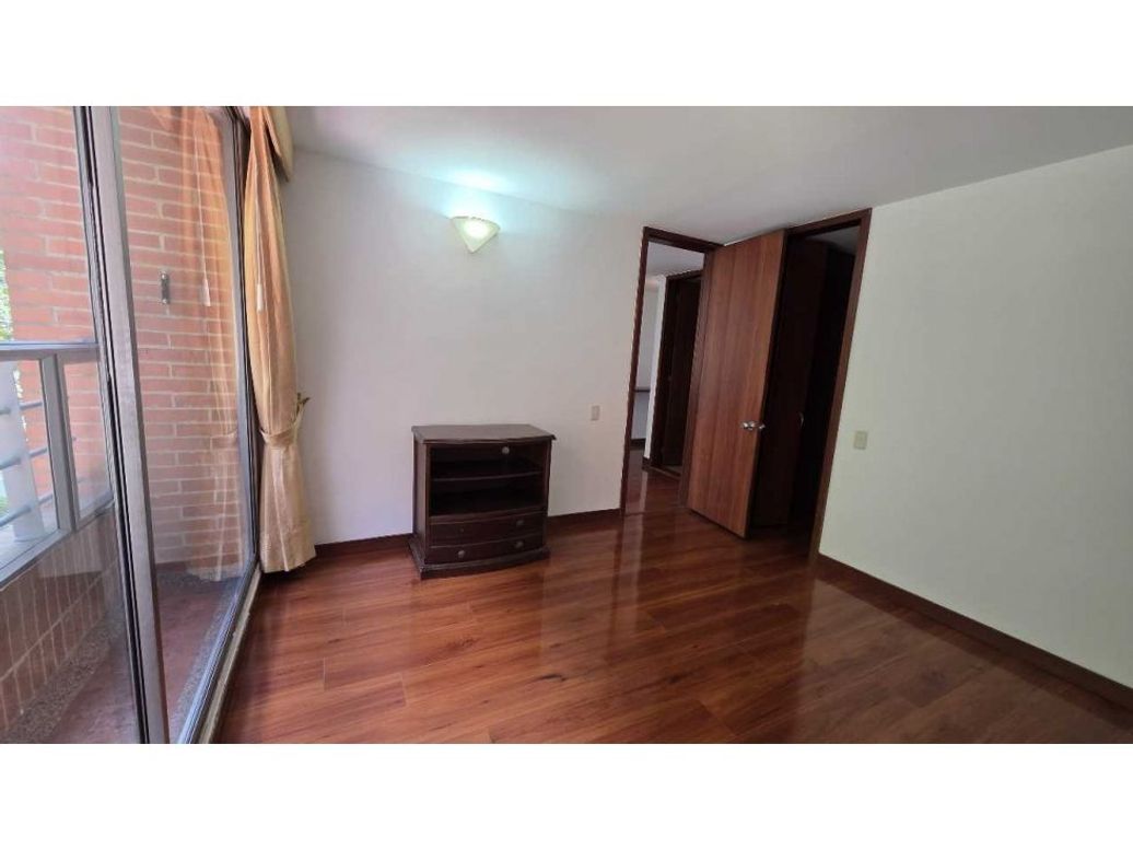 Apartamento de 3 alcobas en venta en Lisboa, Bogotá, 121 m² · foto 10 de 15