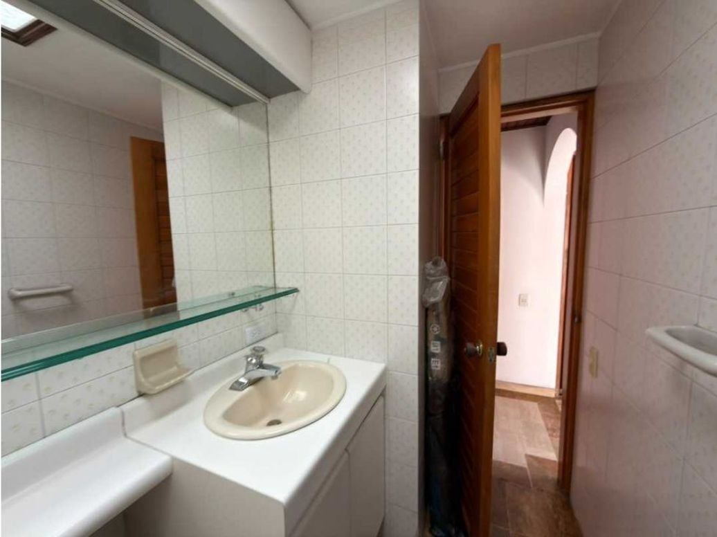 Apartamento de 3 alcobas en venta en Colina Campestre, Bogotá, 140 m² · foto 11 de 14