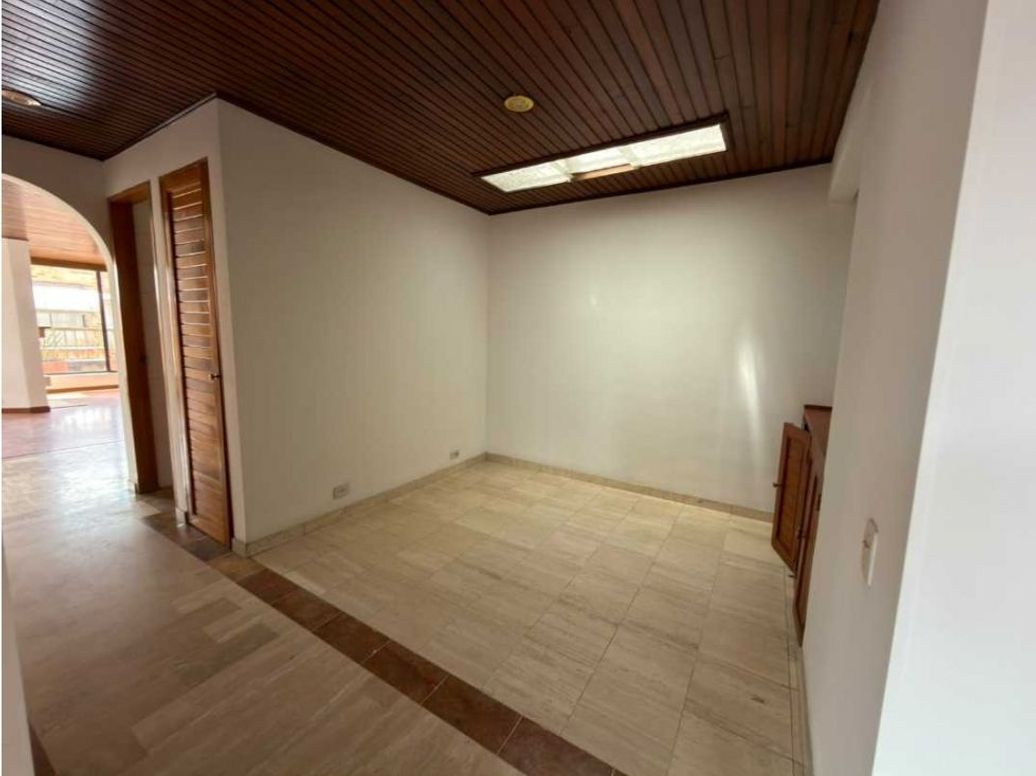 Apartamento de 3 alcobas en venta en Colina Campestre, Bogotá, 140 m² · foto 10 de 14