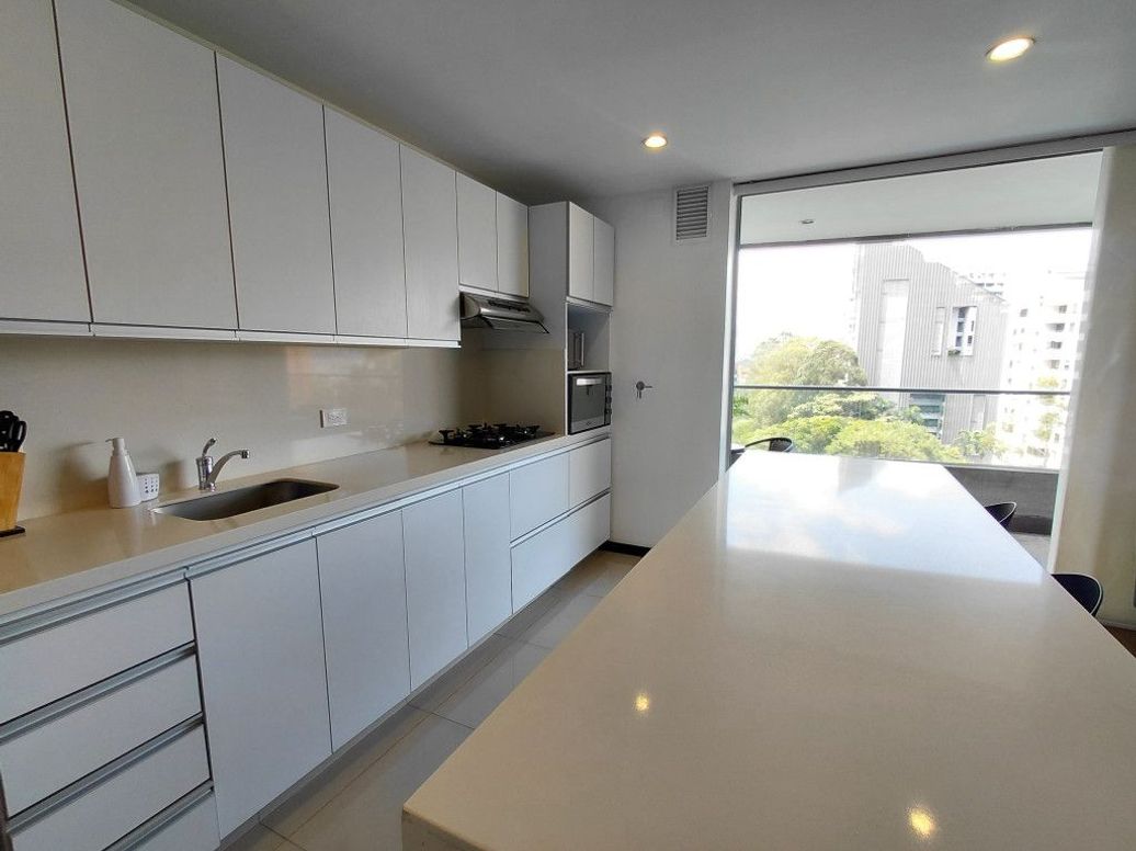 APARTAMENTO EN ARRIENDO en Las Lomas No 1