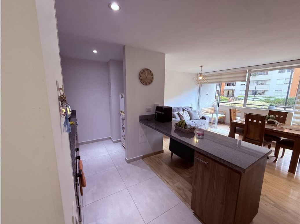 Apartamento de 3 alcobas en venta en Modelia, Bogotá, 98 m² · foto 8 de 20
