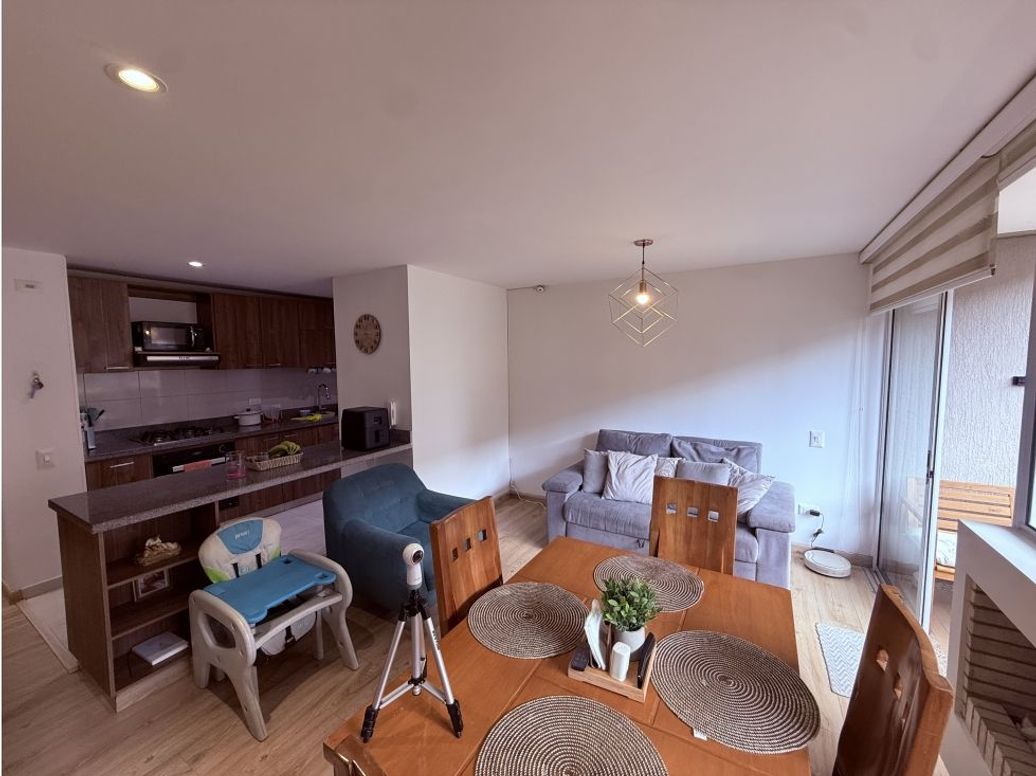 Apartamento de 3 alcobas en venta en Modelia, Bogotá, 98 m² · foto 10 de 20
