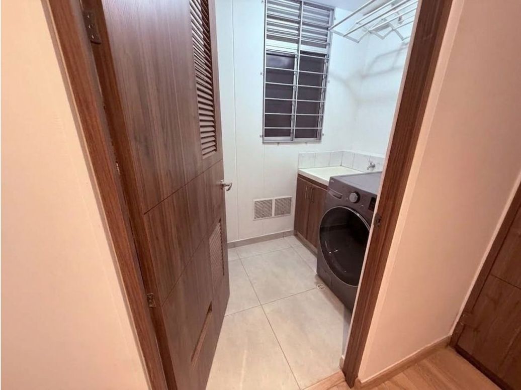Apartamento de 3 alcobas en venta en Modelia, Bogotá, 98 m² · foto 6 de 20